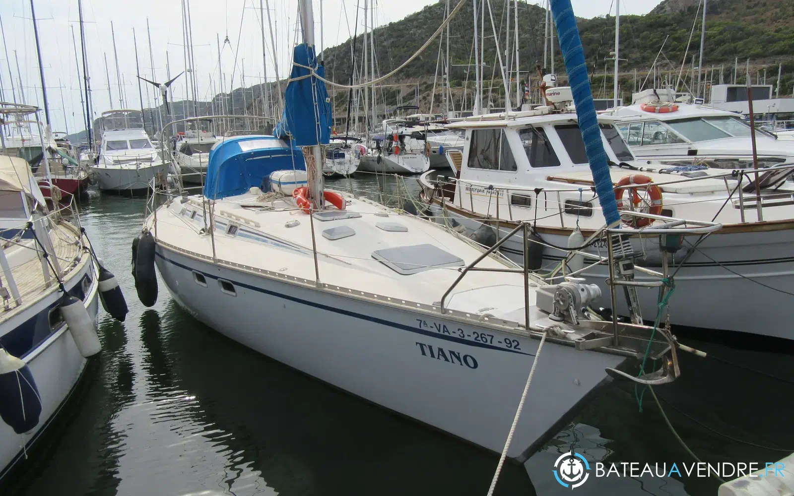slider 12 Hunter 40