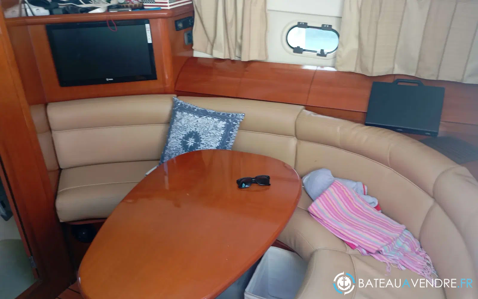 slider 3 Jeanneau Prestige 34 Open