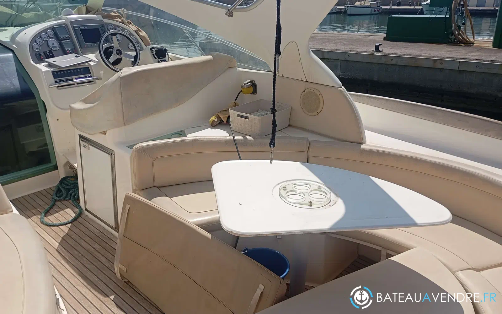 slider 4 Jeanneau Prestige 34 Open