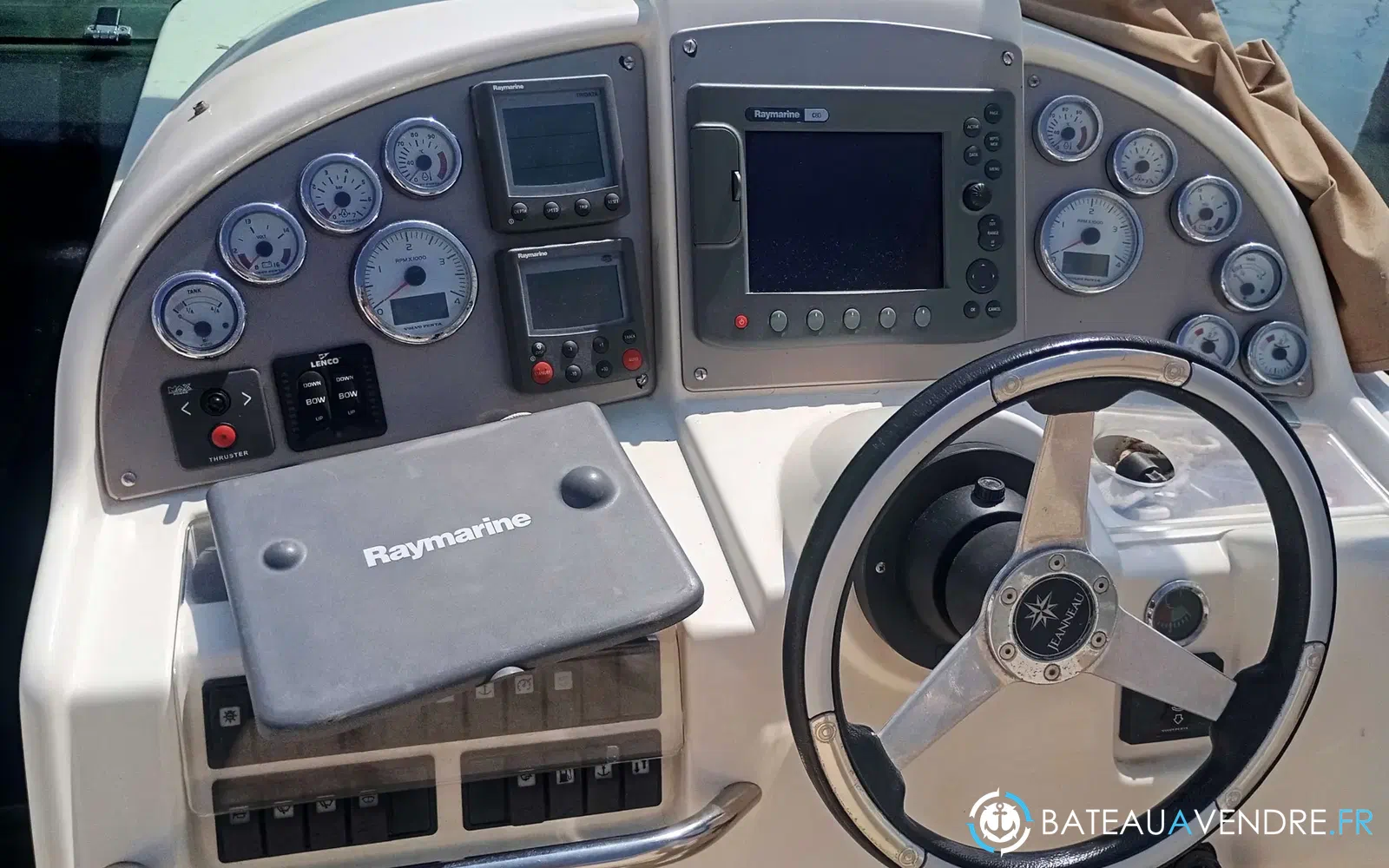slider 6 Jeanneau Prestige 34 Open
