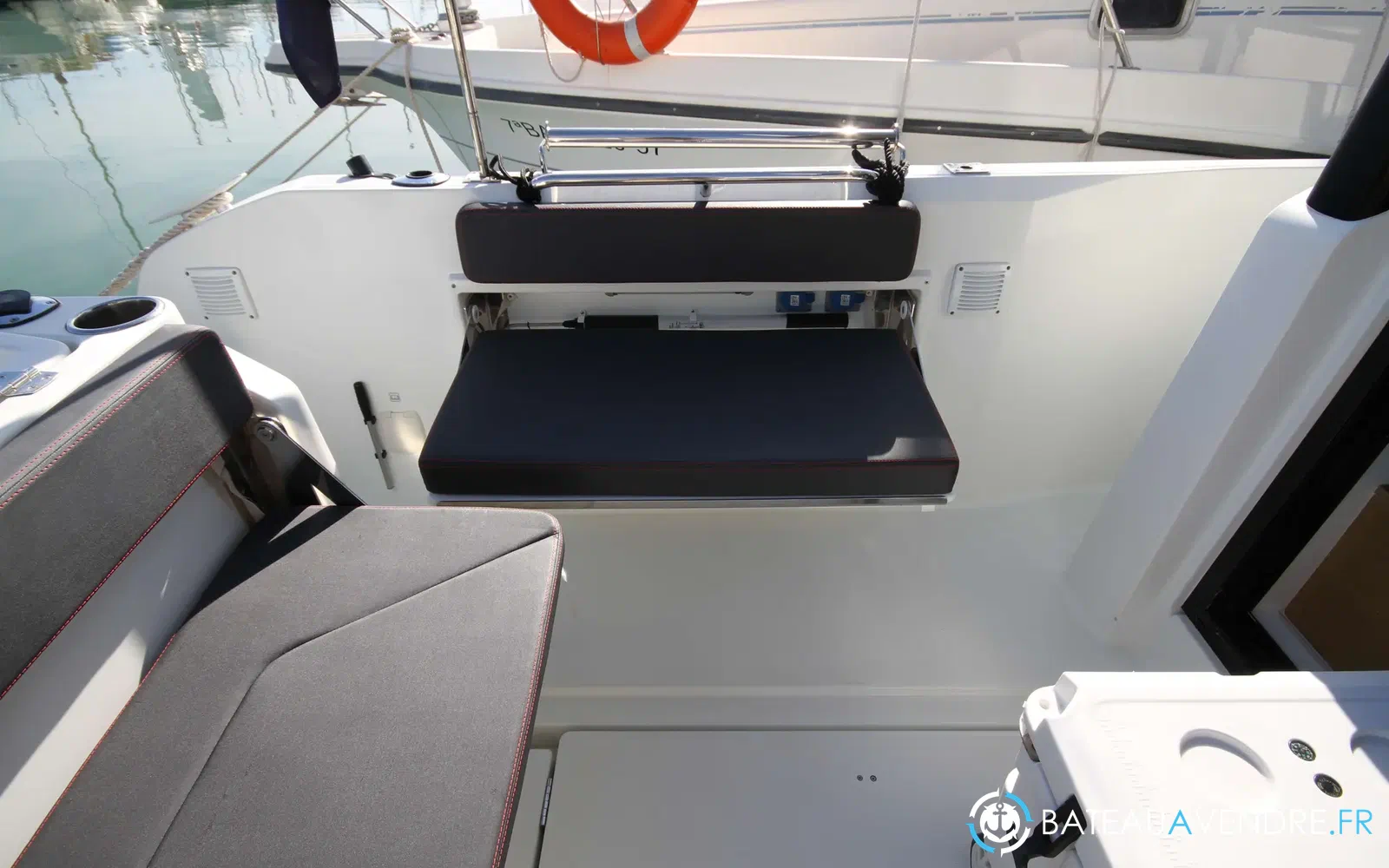 slider 29 Beneteau Barracuda 9