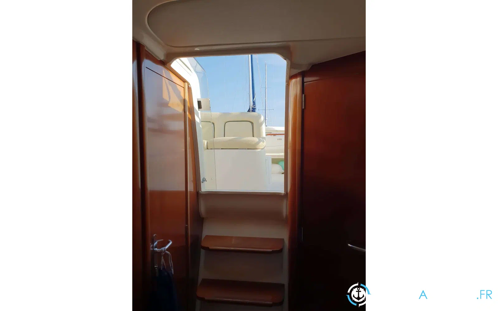 slider 8 Jeanneau Leader 805
