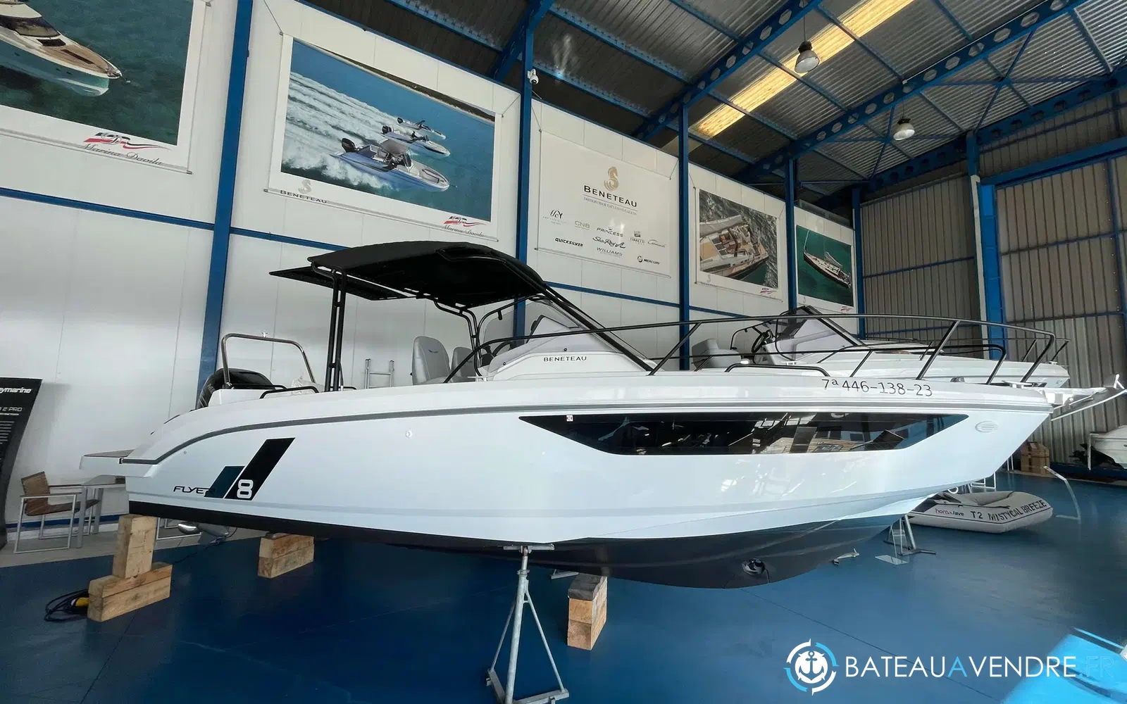 slider 1 Beneteau Flyer 8 SUNdeck