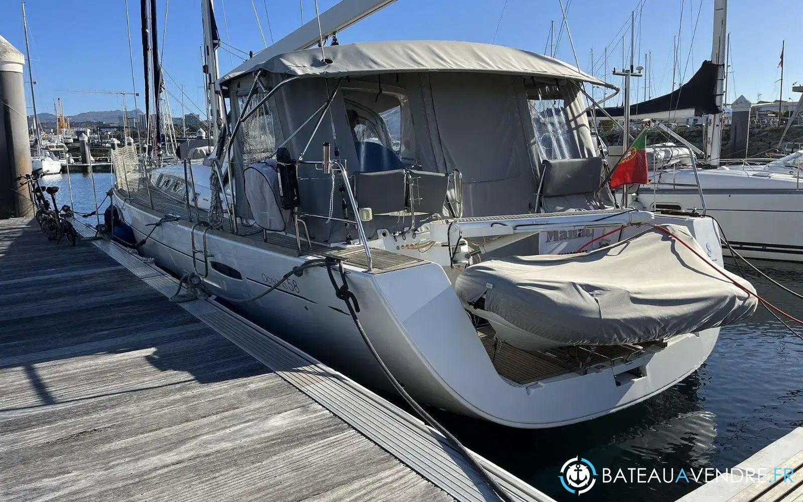 slider 12 Beneteau Oceanis 58