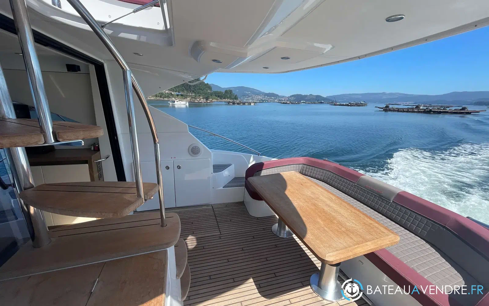 slider 9 Beneteau Gran Turismo 49 Fly