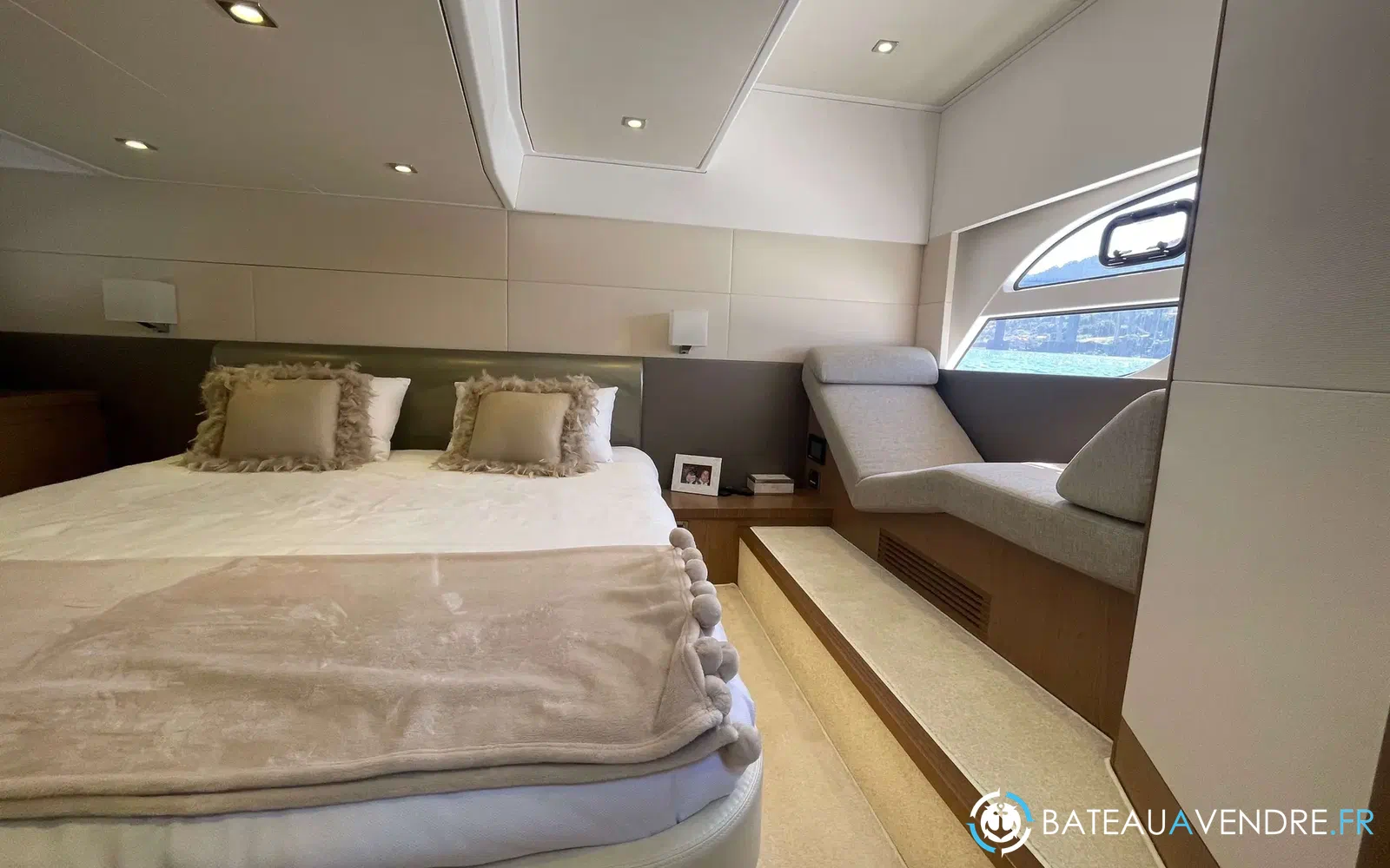 slider 12 Beneteau Gran Turismo 49 Fly
