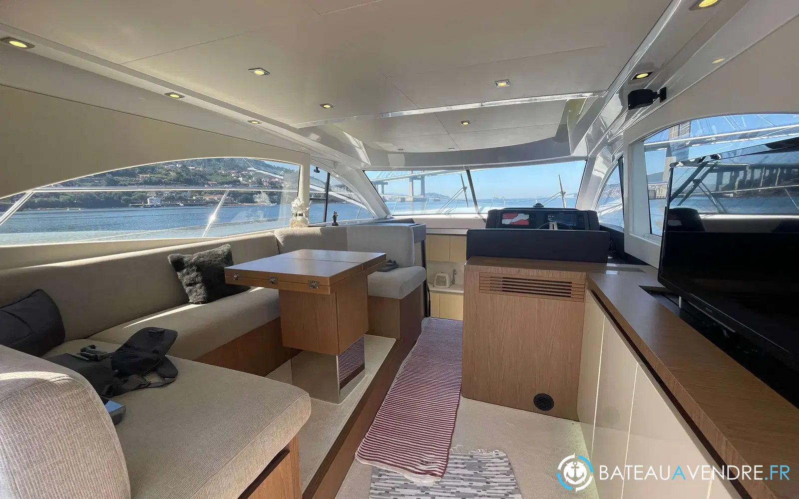 slider 34 Beneteau Gran Turismo 49 Fly