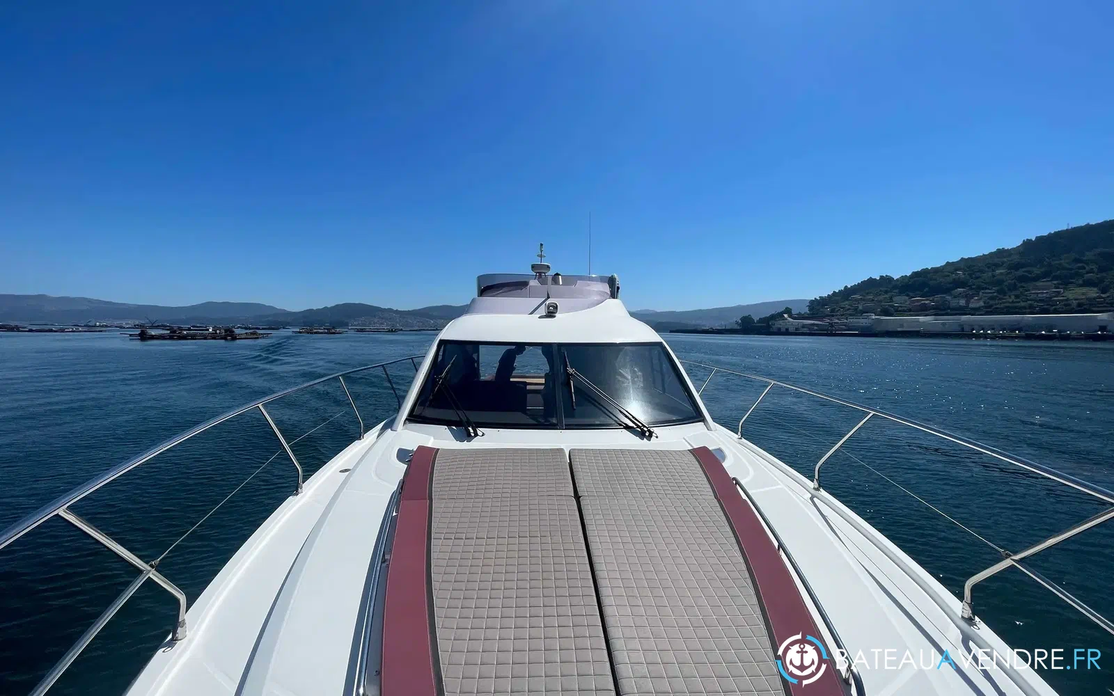 slider 5 Beneteau Gran Turismo 49 Fly