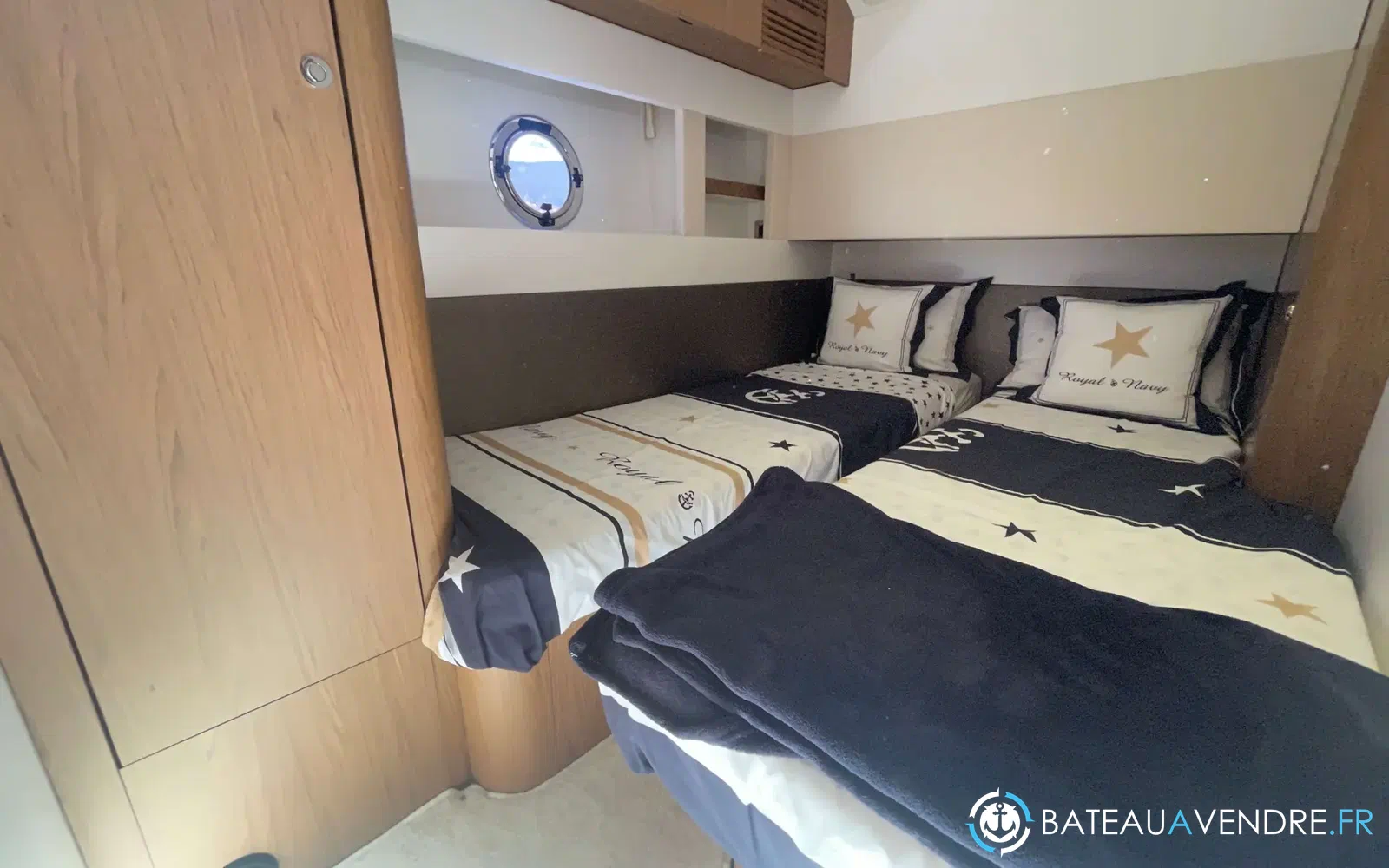 slider 8 Beneteau Gran Turismo 49 Fly