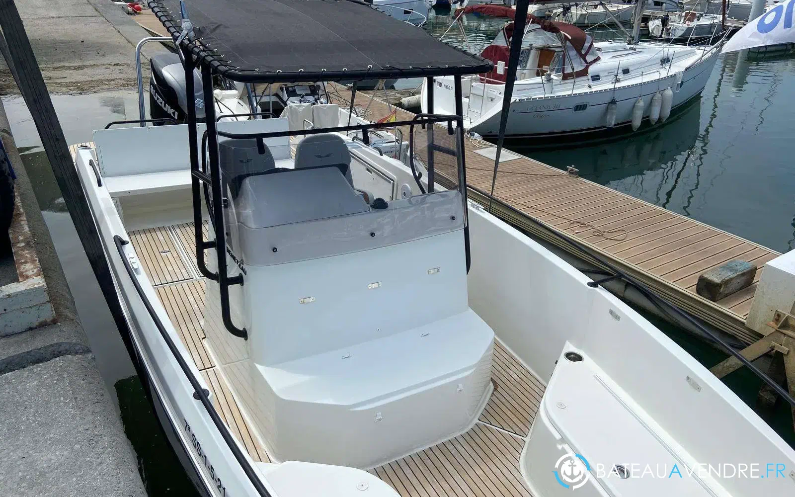 slider 5 Beneteau Flyer 8 SPACEdeck
