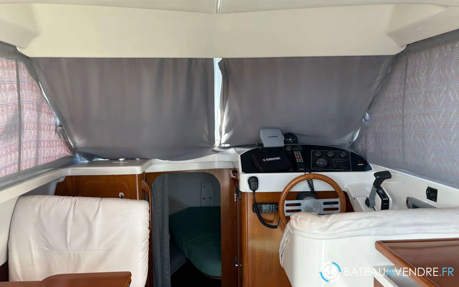 slider 1 Beneteau Antares 805