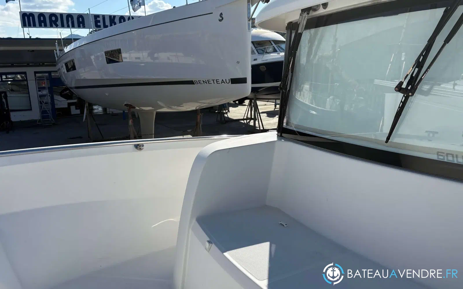 slider 26 Beneteau Barracuda 9 Fly