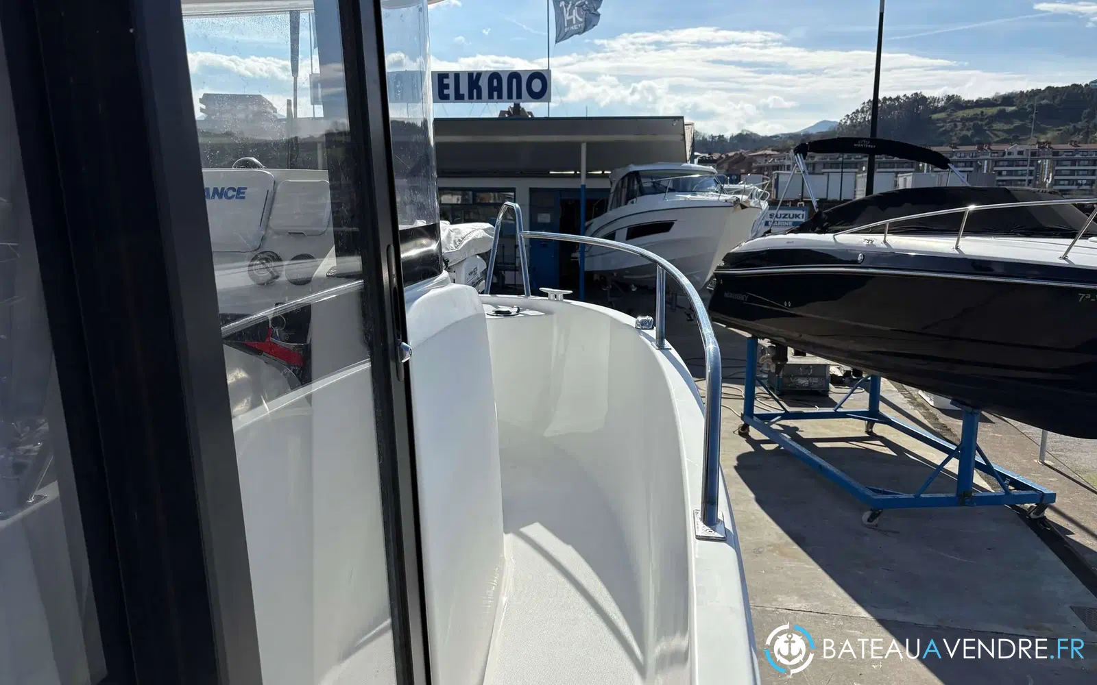 slider 10 Beneteau Barracuda 6