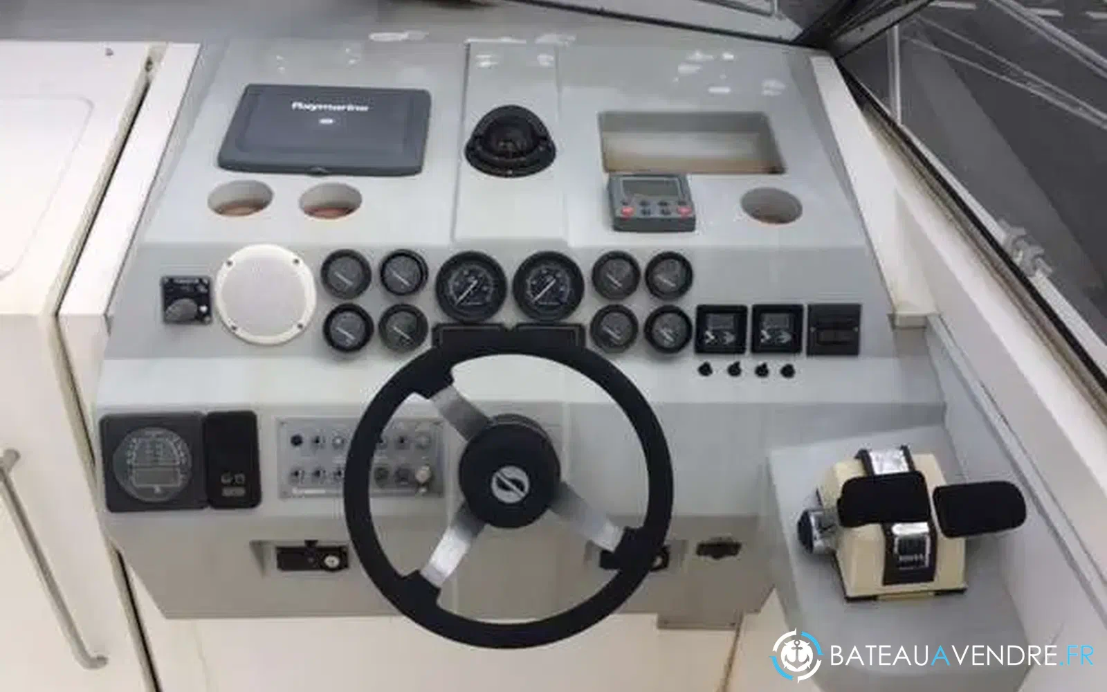 slider 3 Sunseeker San Remo 33