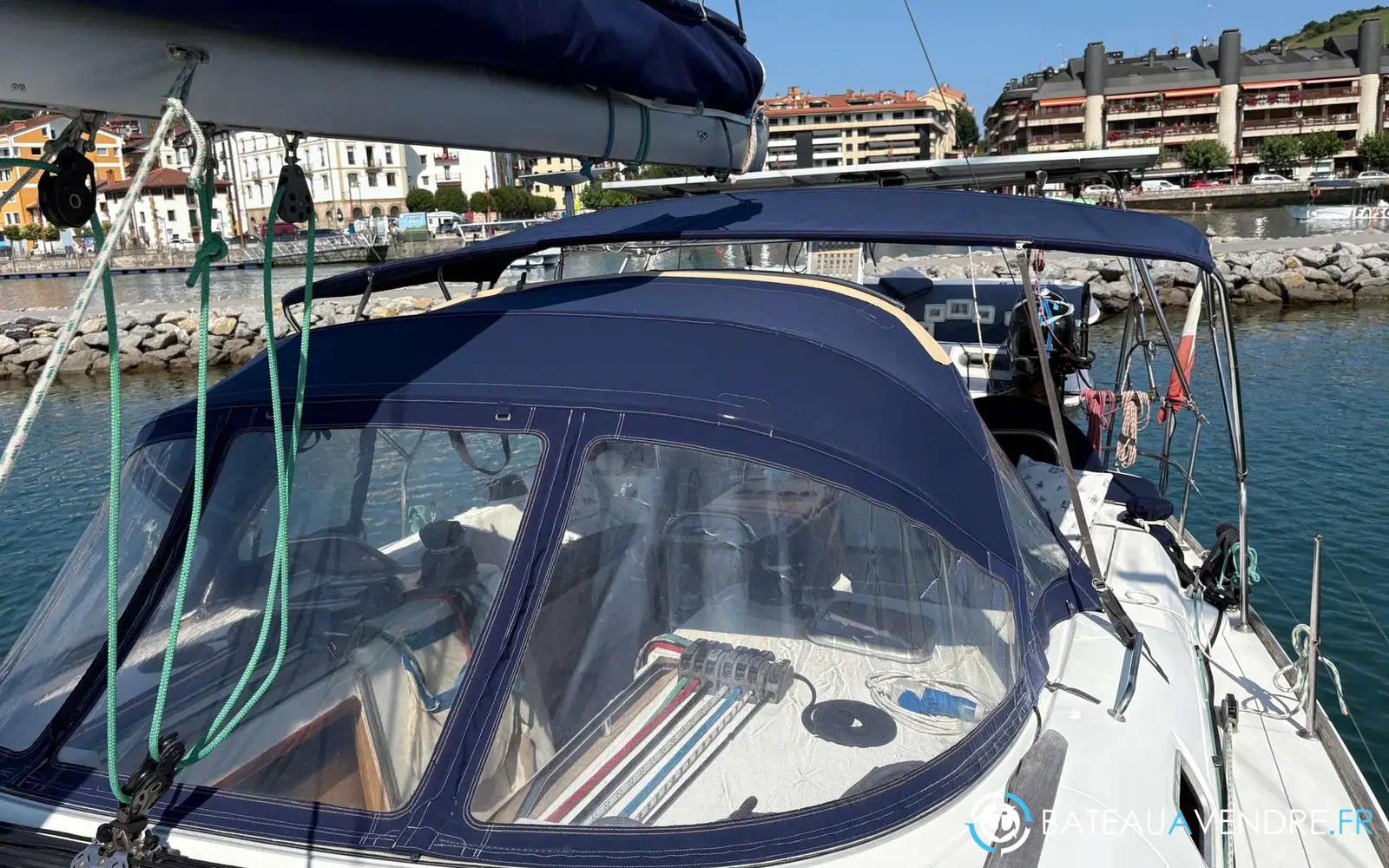 slider 12 Jeanneau Sun Odyssey 44 i