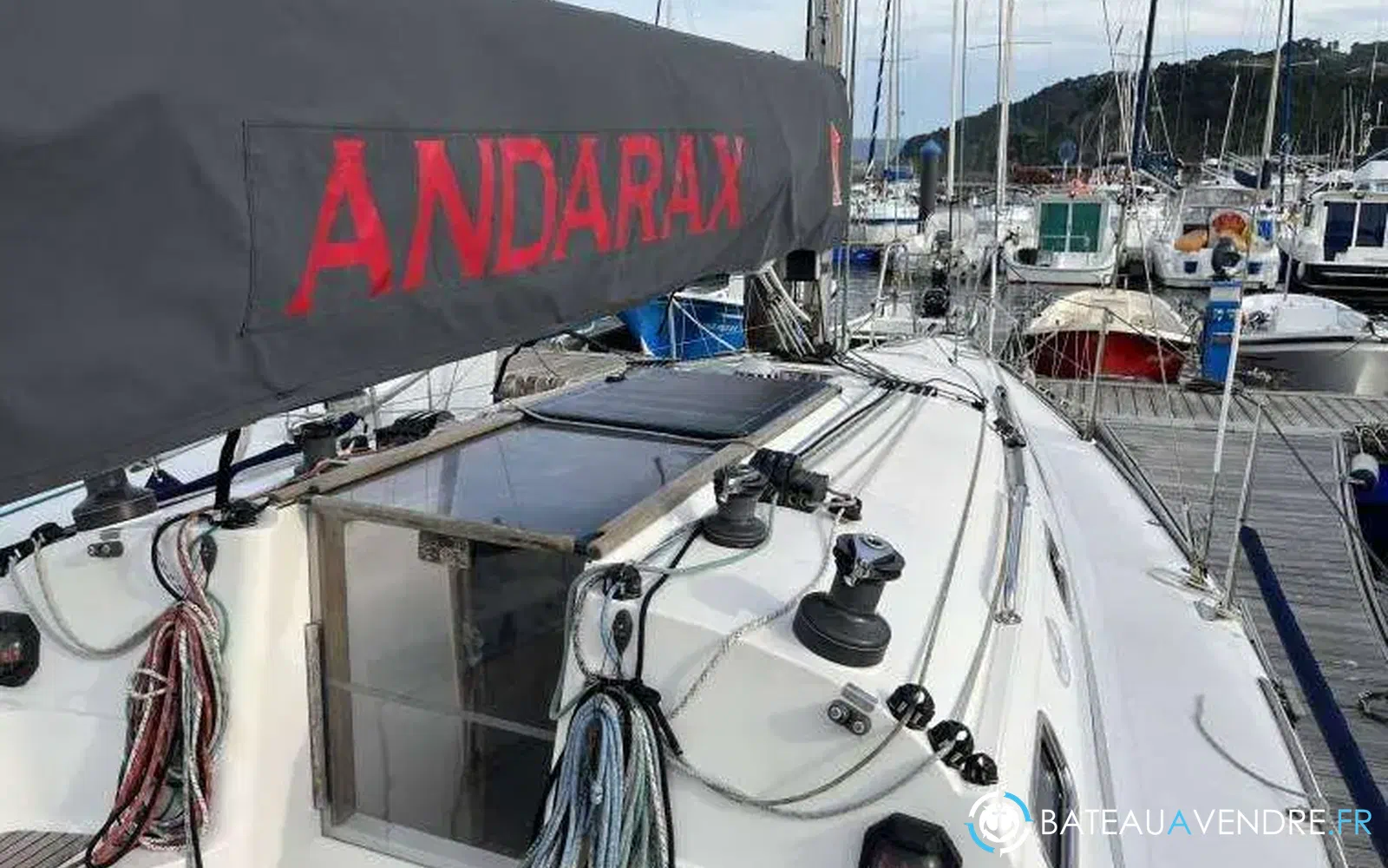 slider 9 Dufour 334 Trophy