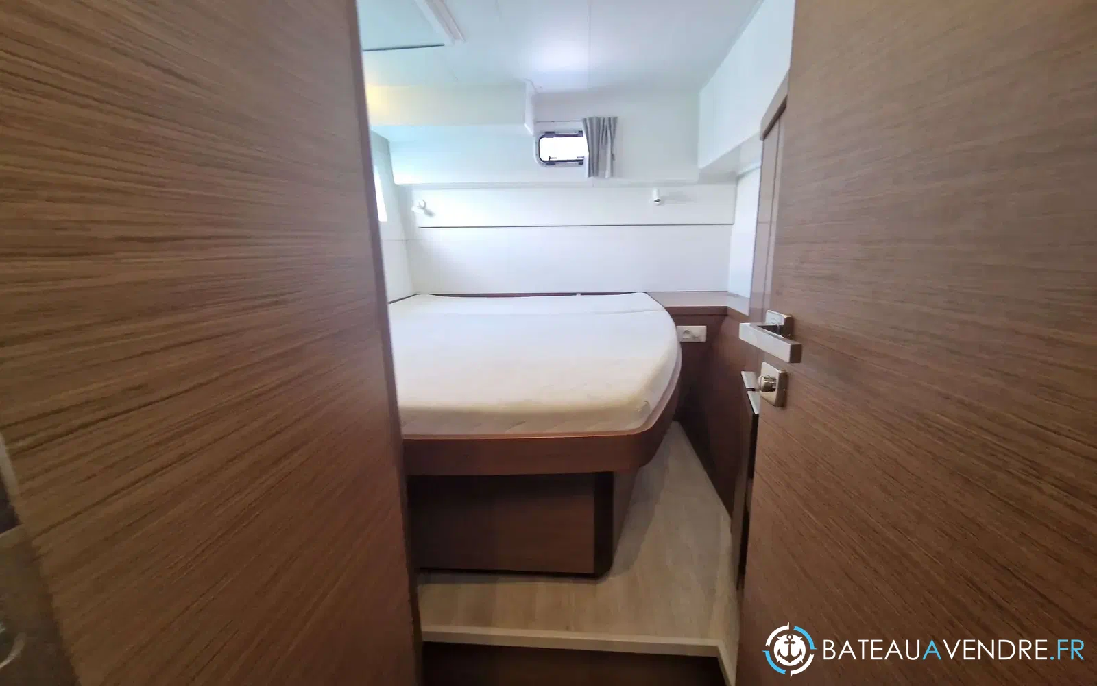slider 25 Lagoon 40