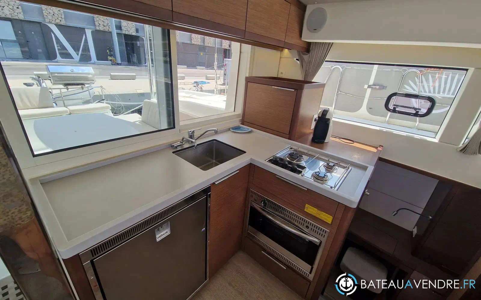 slider 8 Lagoon 40