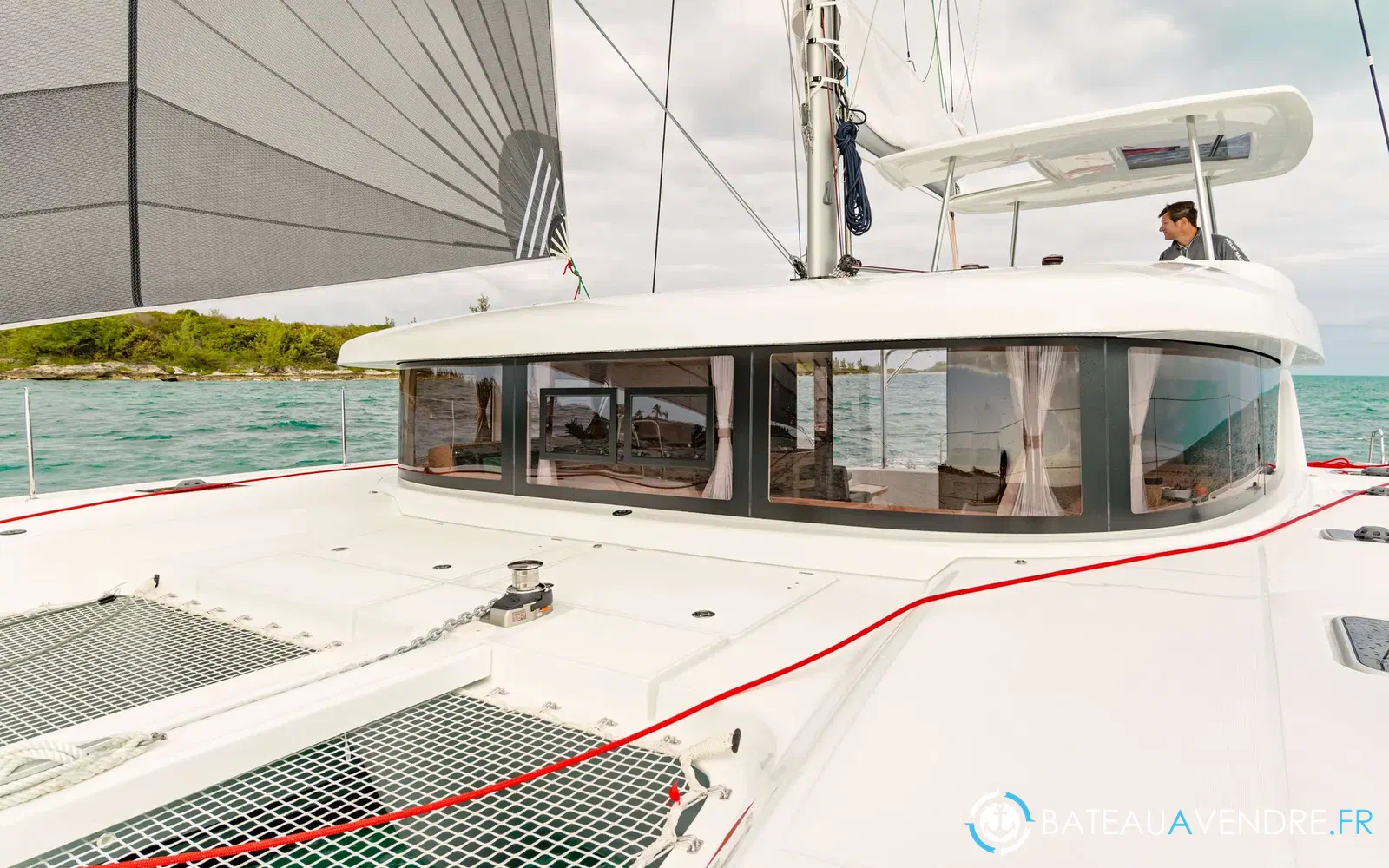 slider 1 Lagoon 42