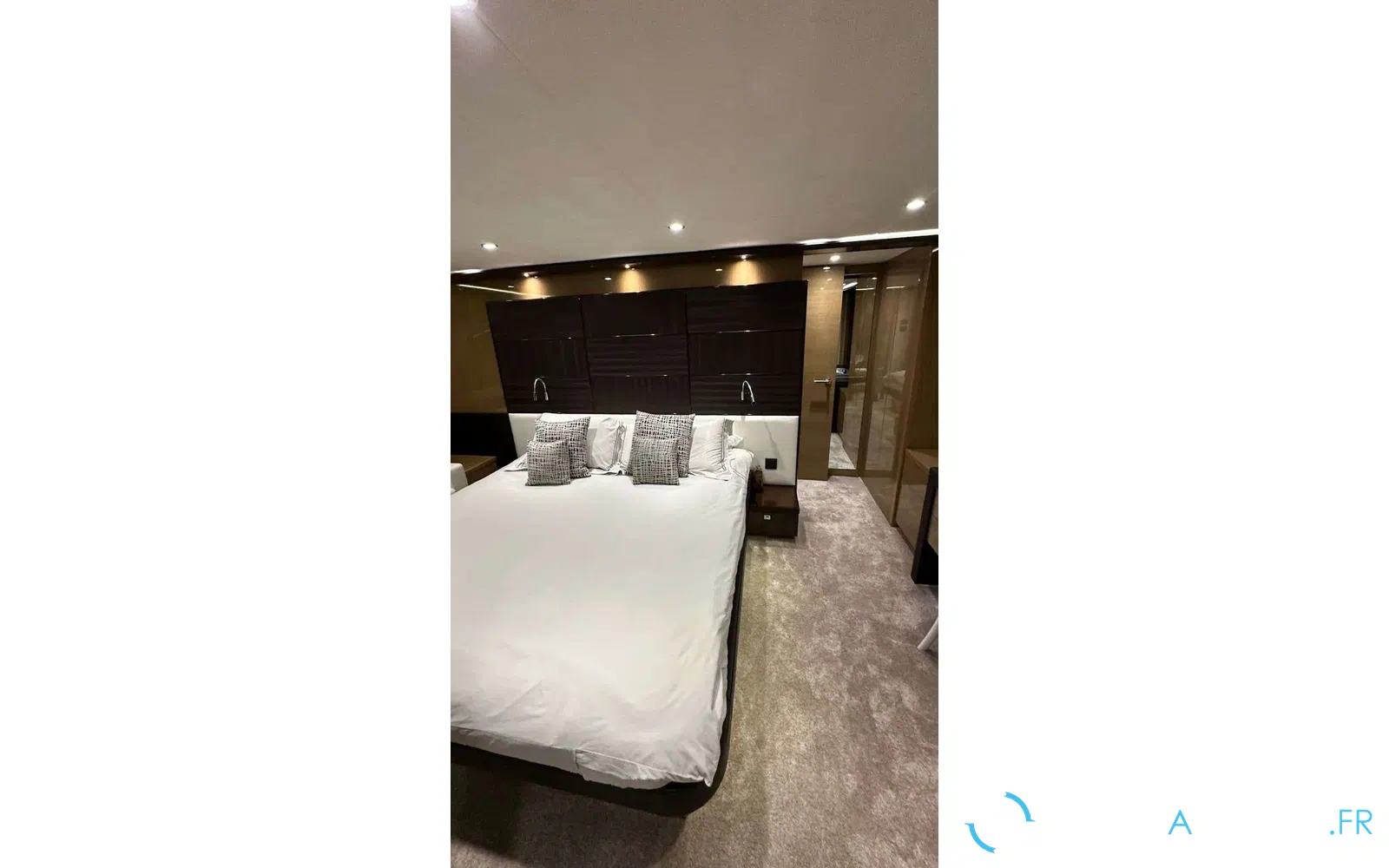 slider 4 Princess V72