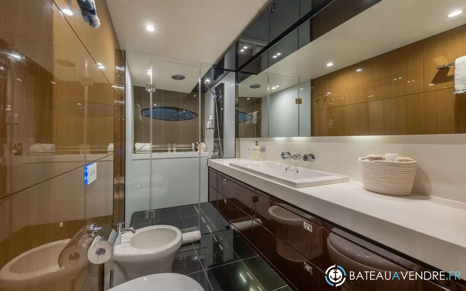 slider 8 Princess V72