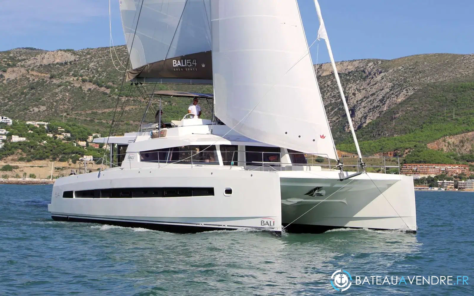 slider 0 Bali Catamarans Bali 5.4