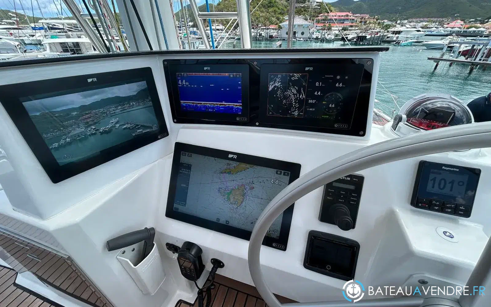 slider 21 Bali Catamarans Bali 5.4