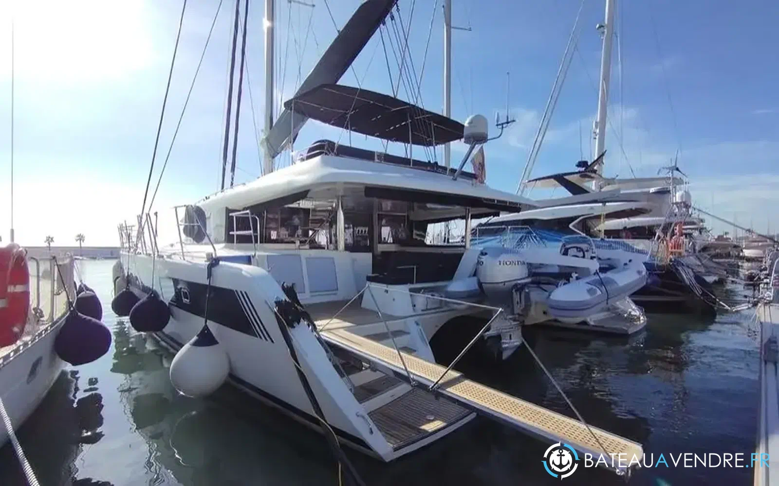 slider 25 Lagoon 620