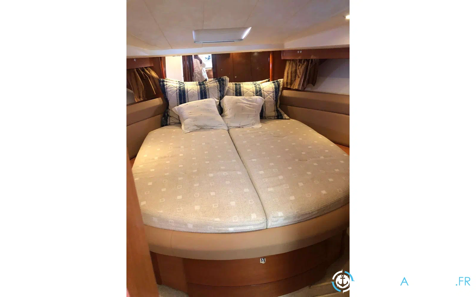 slider 19 Jeanneau Prestige 38 S