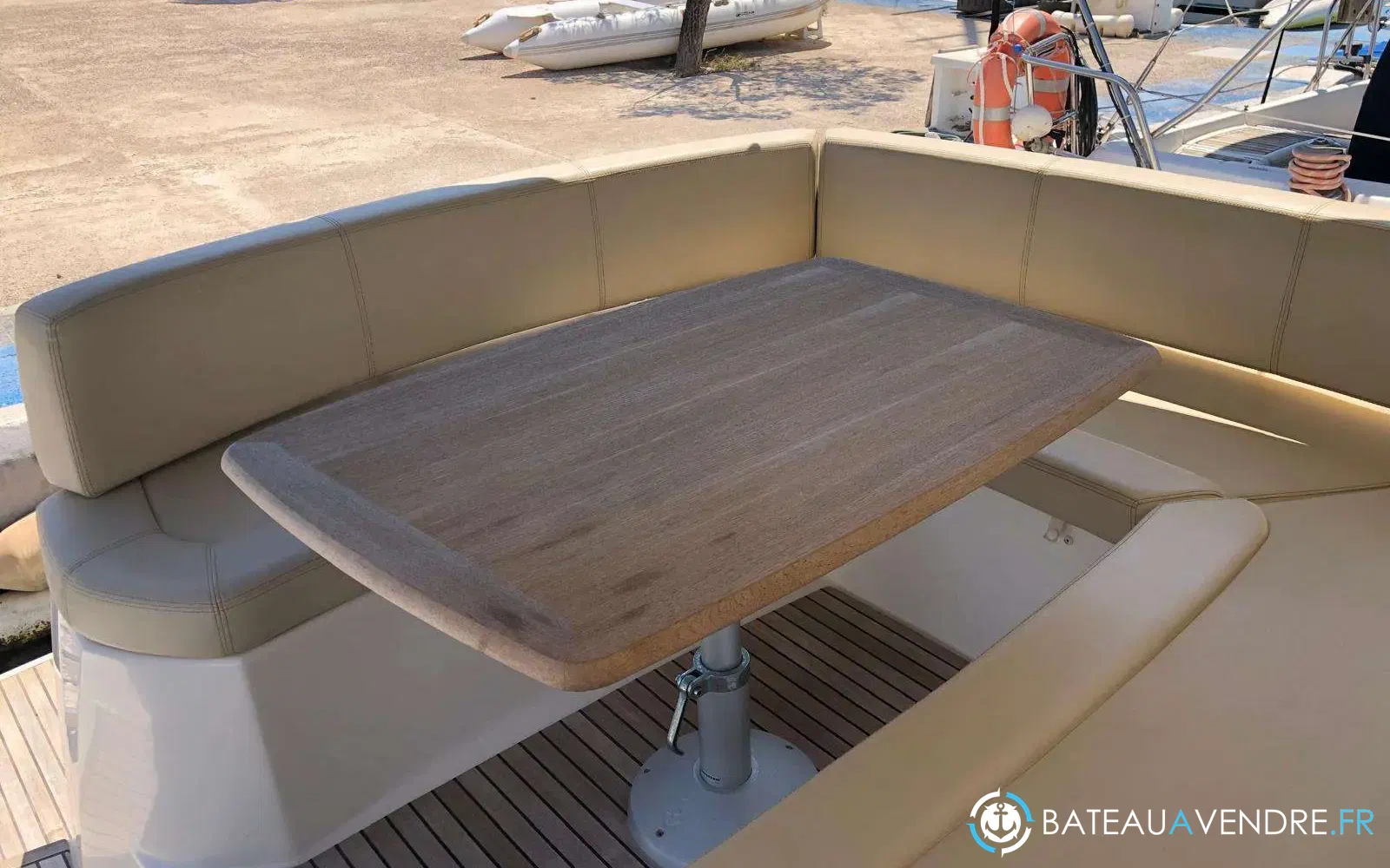 slider 21 Jeanneau Prestige 38 S