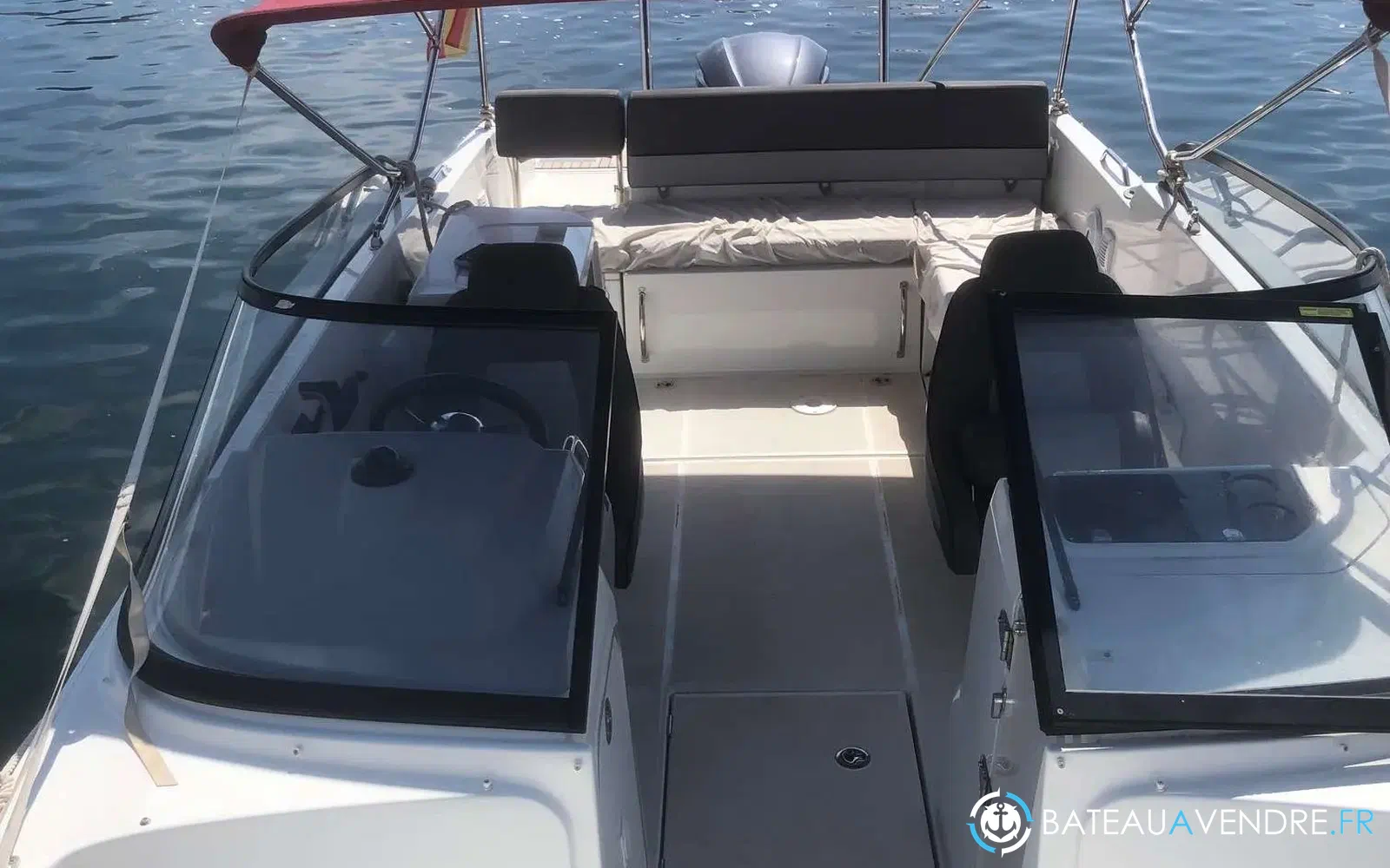 slider 6 Jeanneau Cap Camarat 7.5 BR