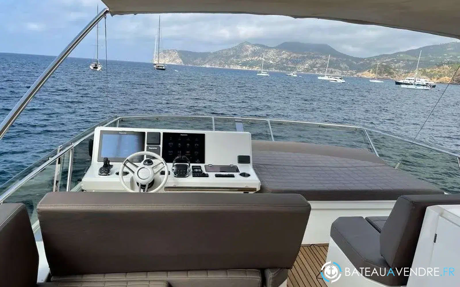 slider 8 Jeanneau Prestige 630