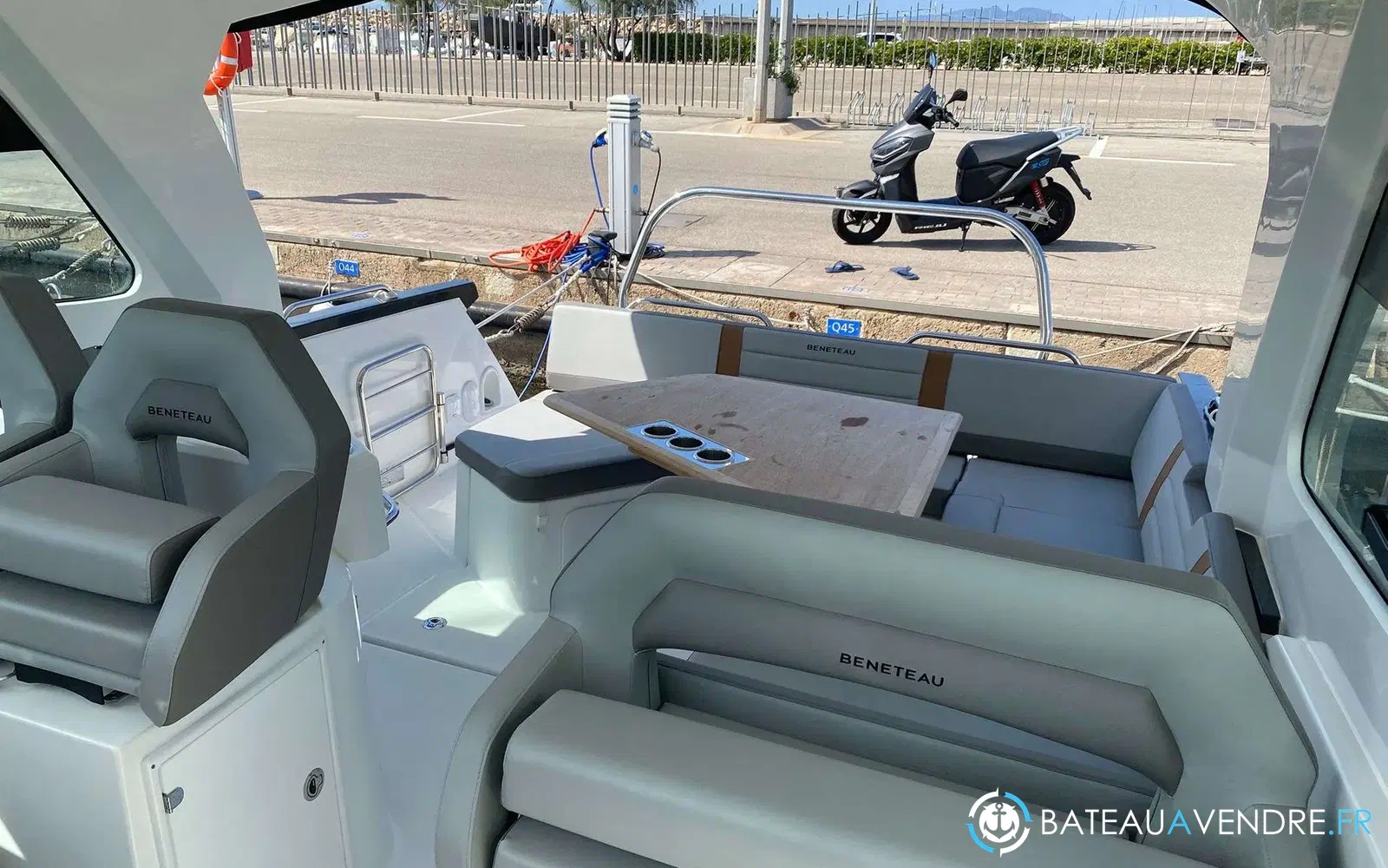slider 13 Beneteau Gran Turismo 32