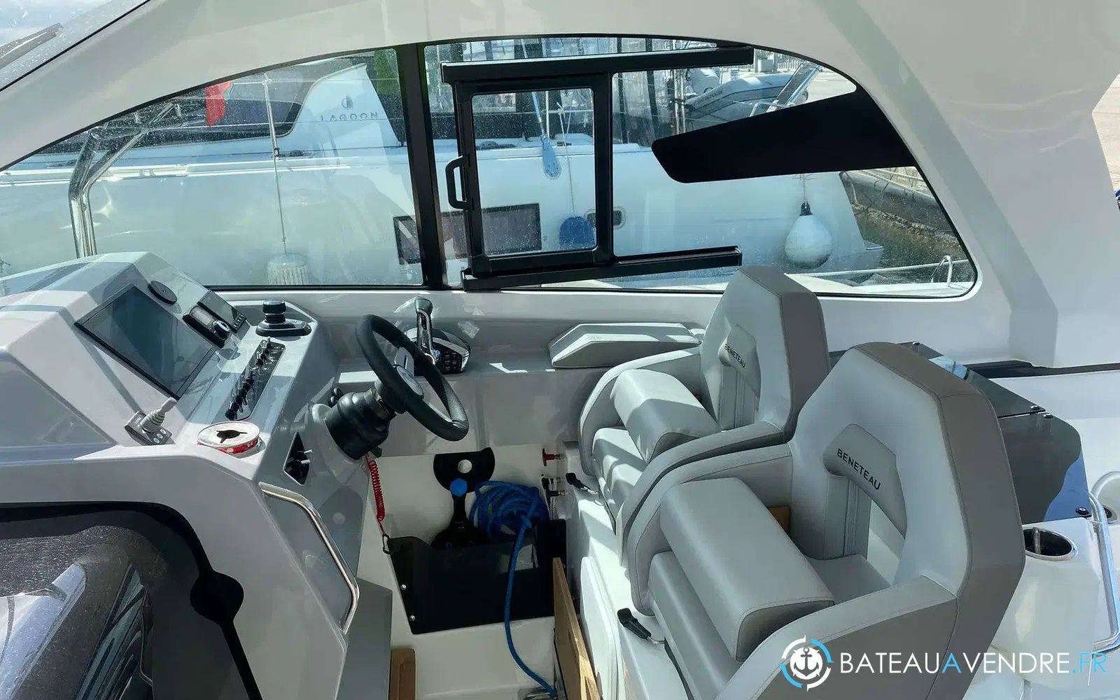 slider 14 Beneteau Gran Turismo 32