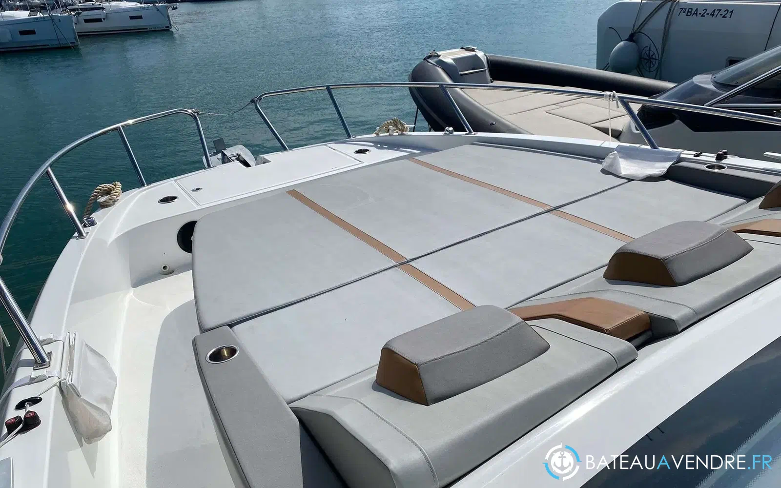 slider 16 Beneteau Gran Turismo 32