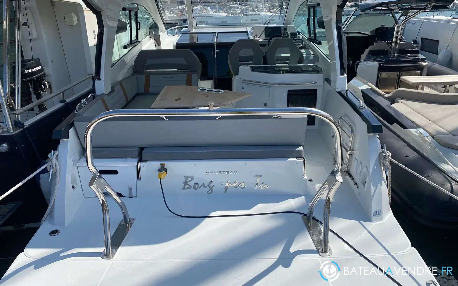 slider 2 Beneteau Gran Turismo 32