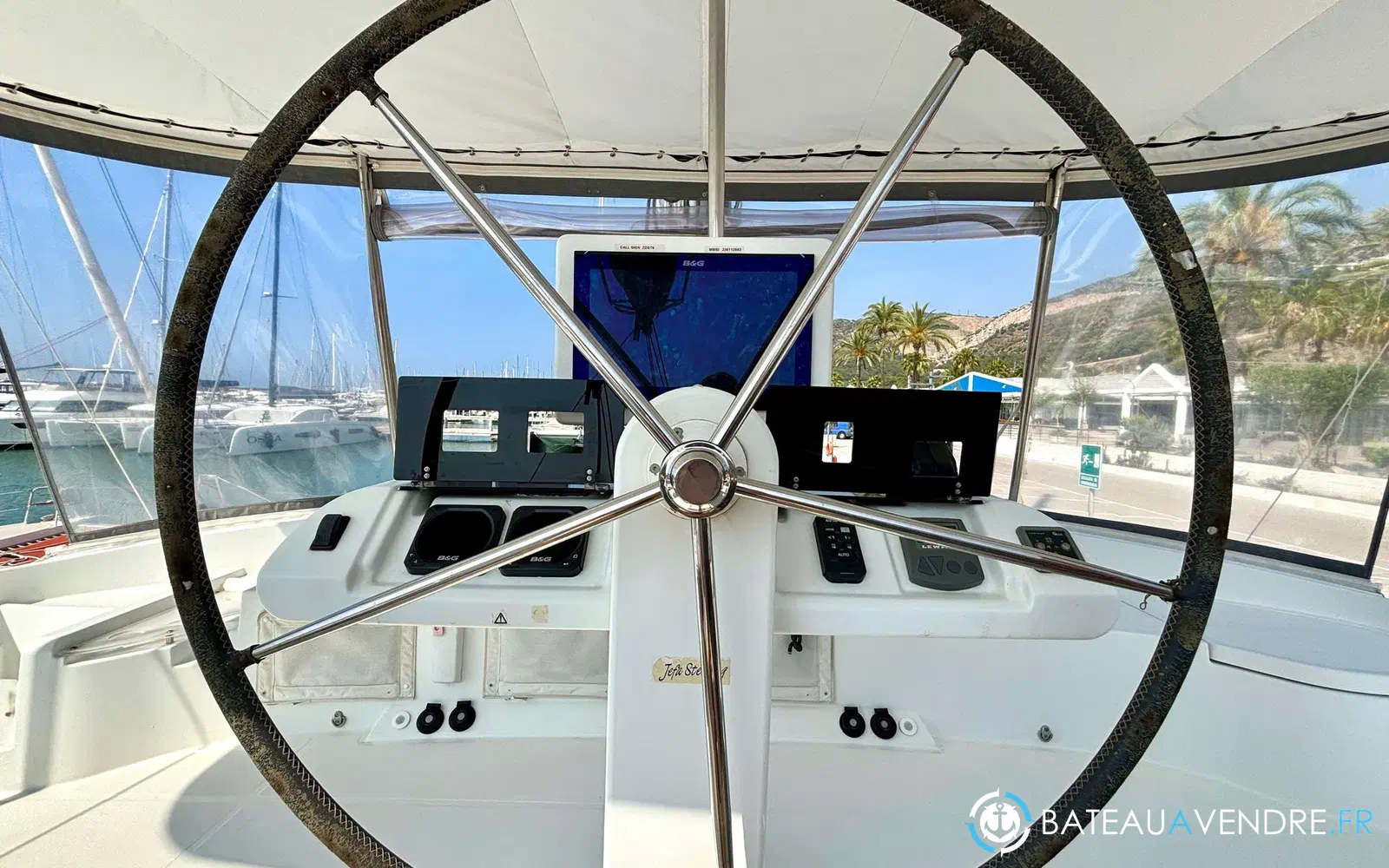 slider 100 Lagoon 52 F