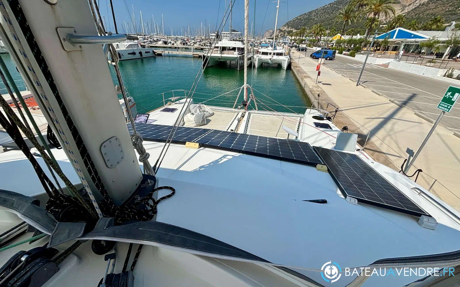 slider 13 Lagoon 52 F