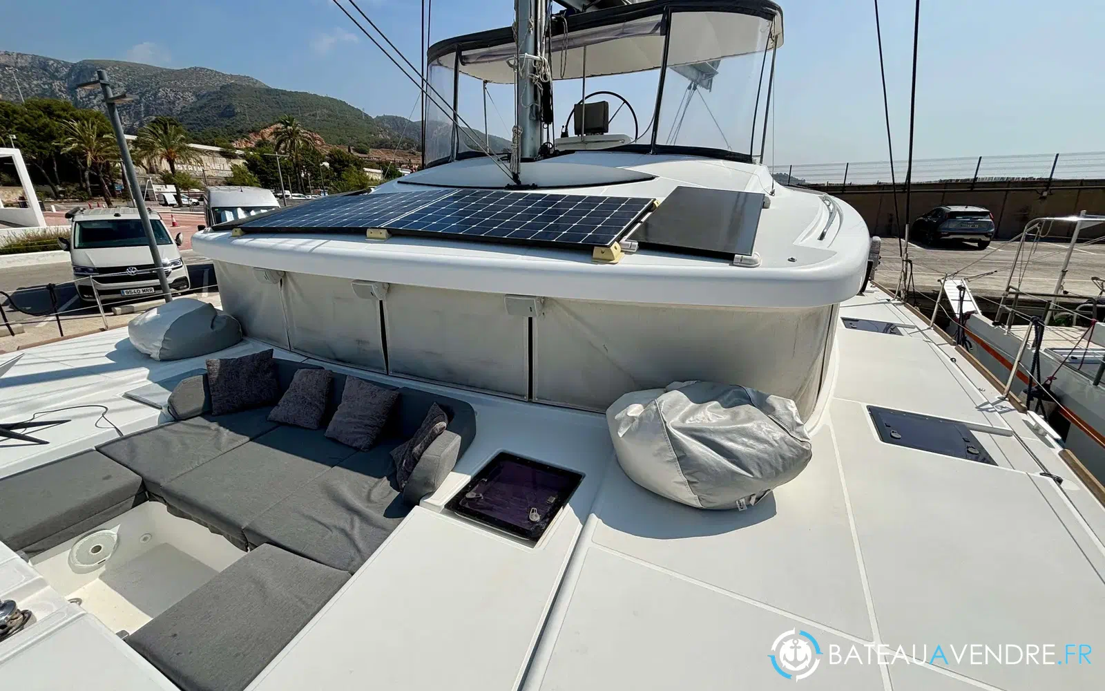 slider 15 Lagoon 52 F