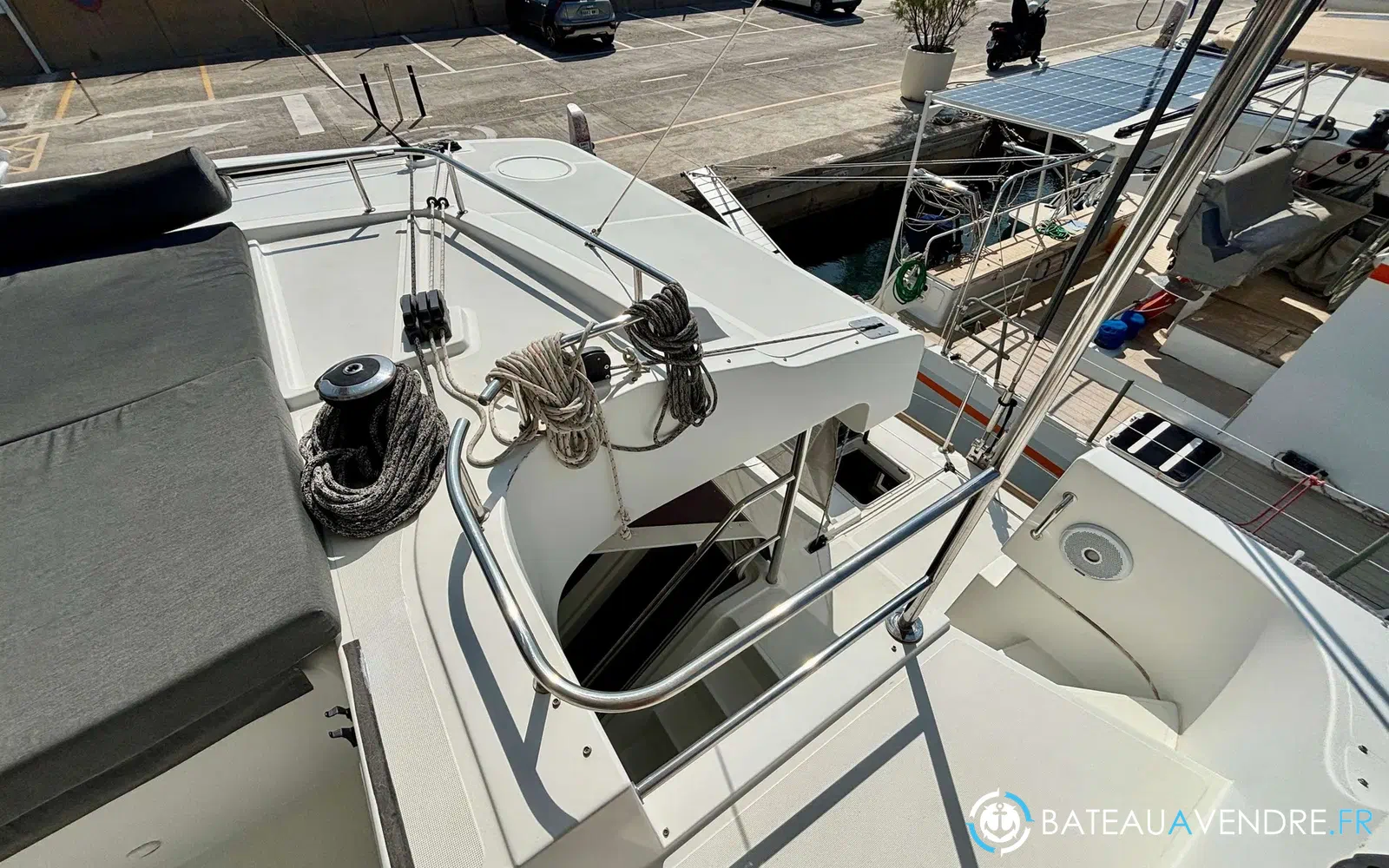 slider 17 Lagoon 52 F