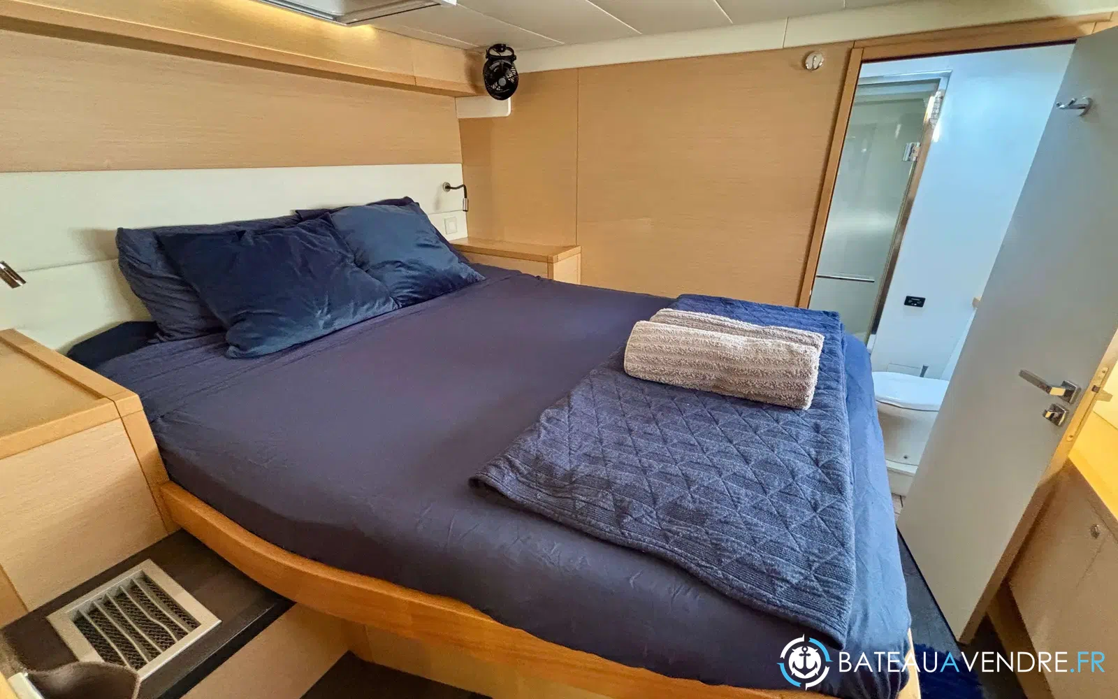 slider 32 Lagoon 52 F
