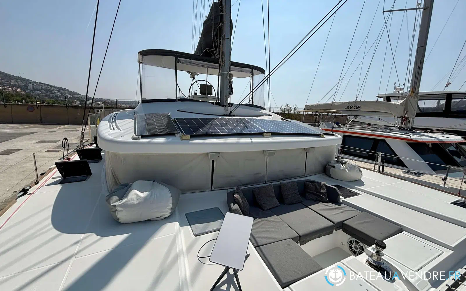 slider 34 Lagoon 52 F