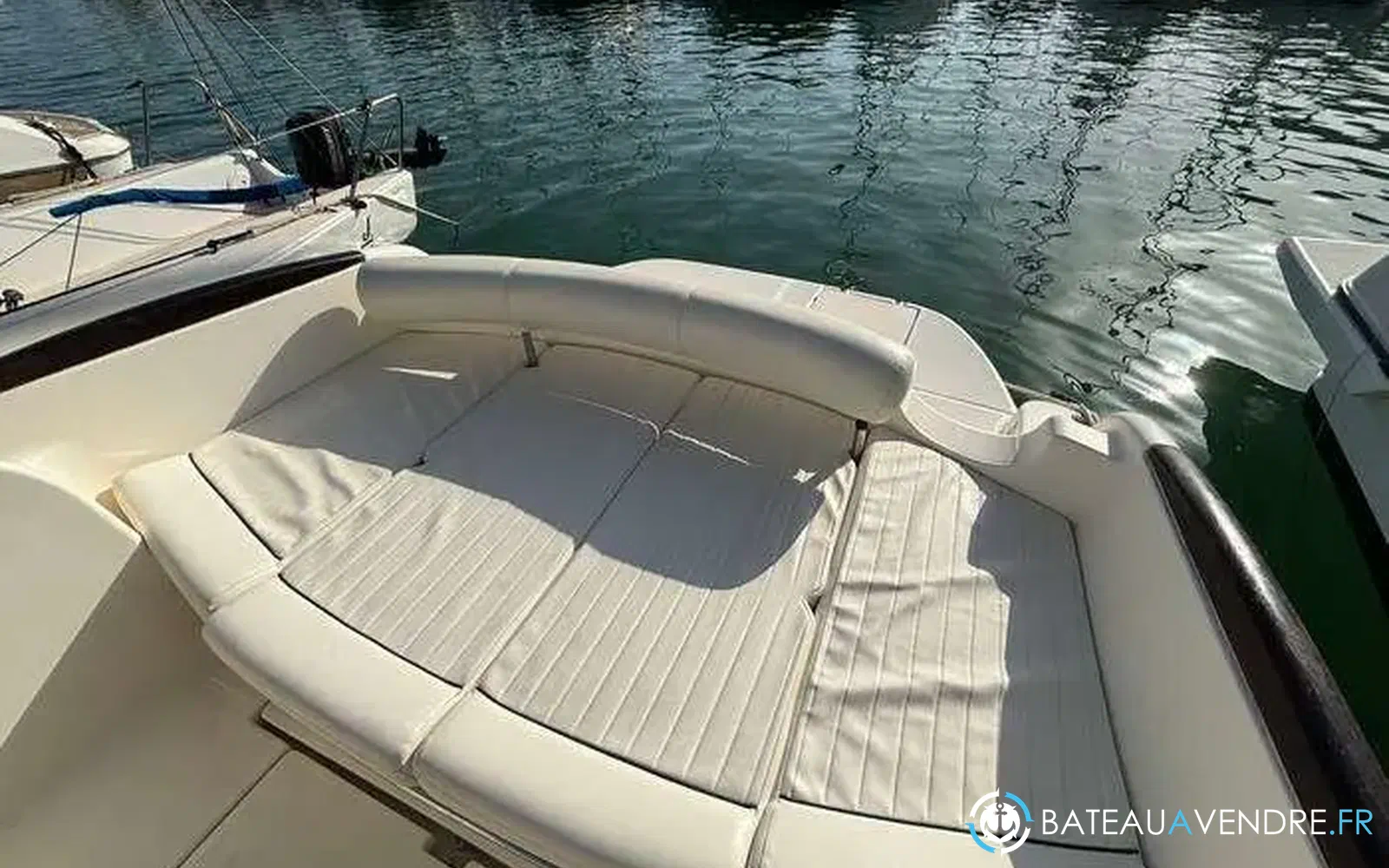 slider 18 Jeanneau Leader 705