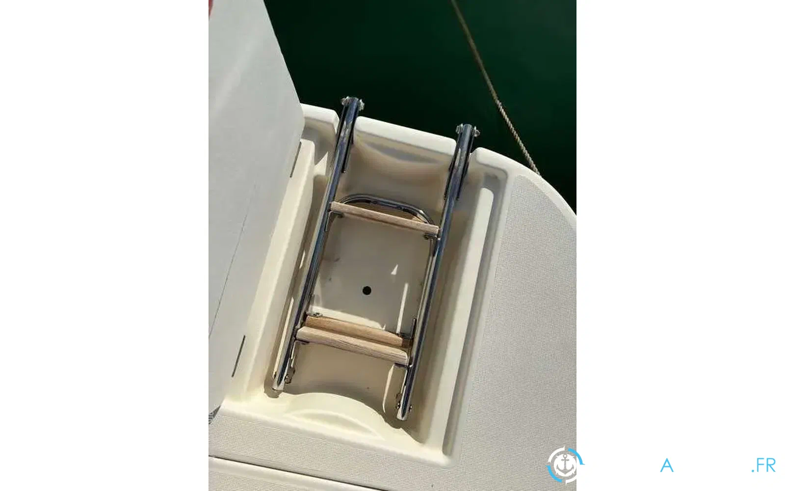 slider 1 Jeanneau Leader 705
