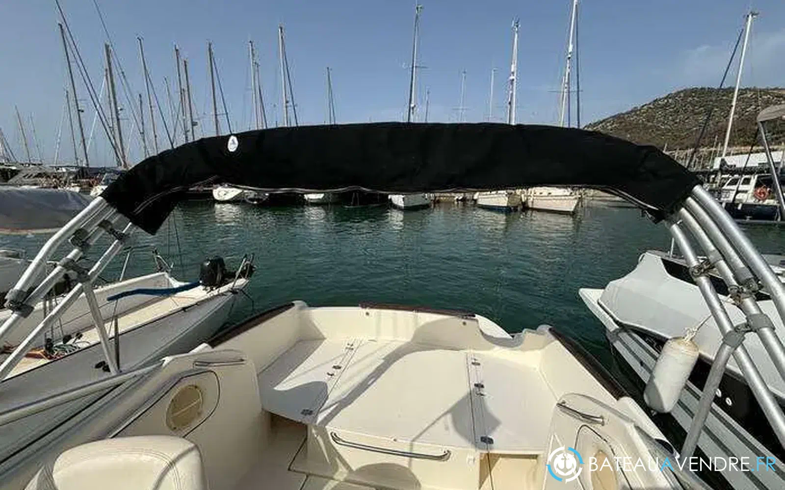 slider 35 Jeanneau Leader 705