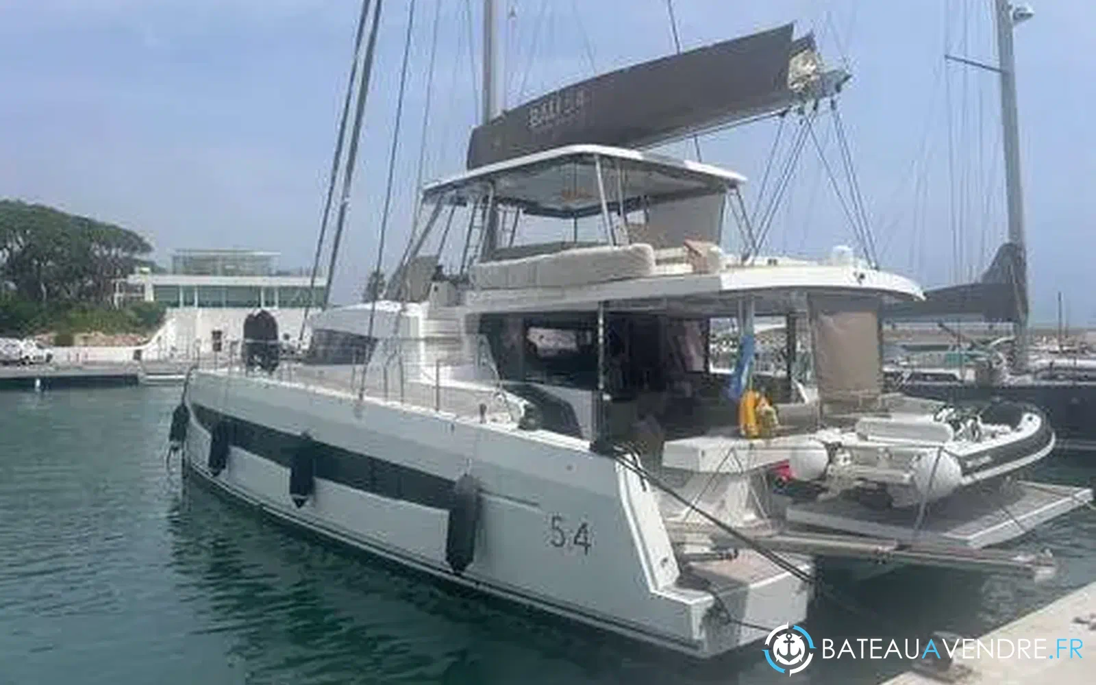 slider 0 Bali Catamarans Bali 5.4