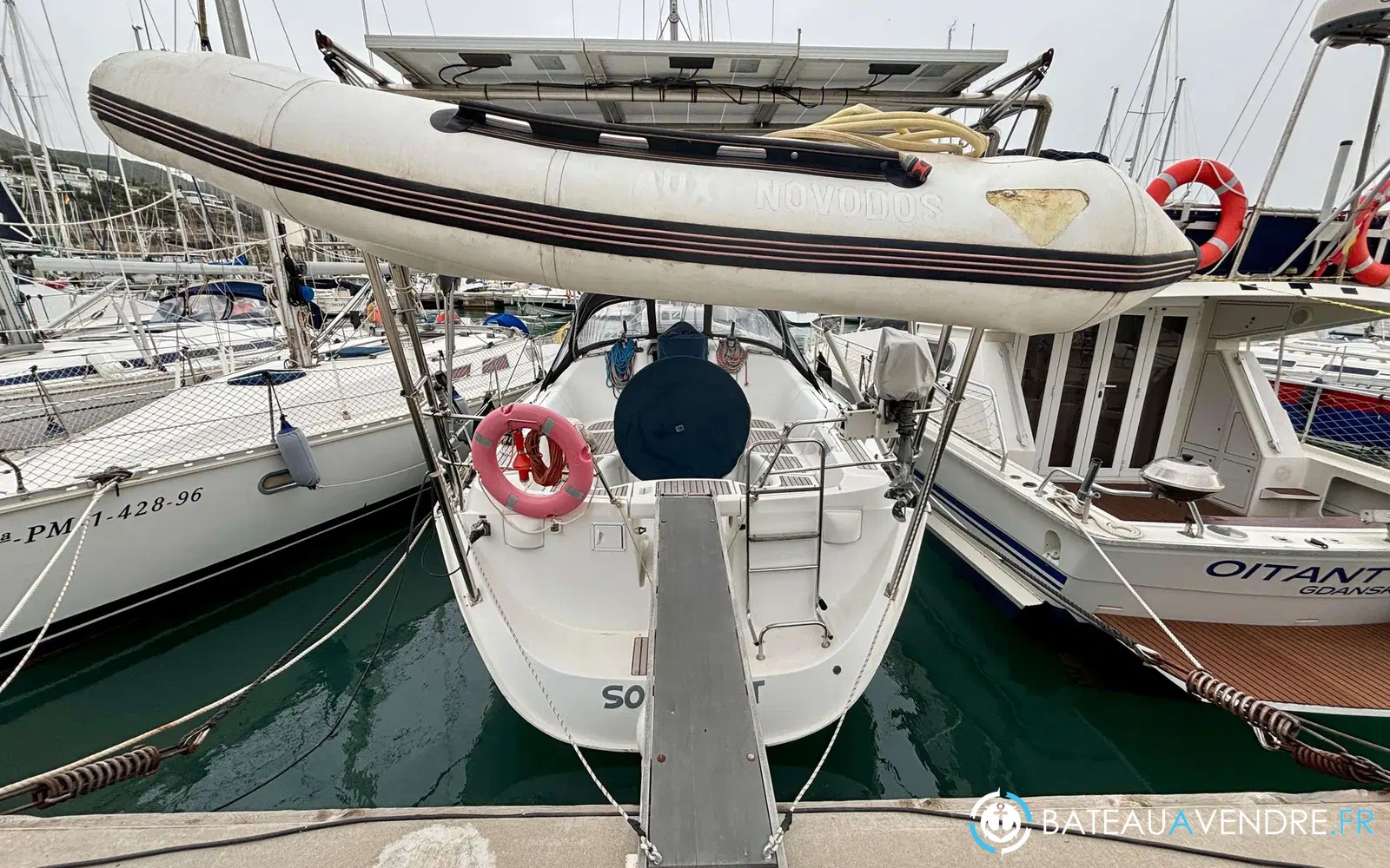 slider 14 Beneteau Oceanis 373 Clipper