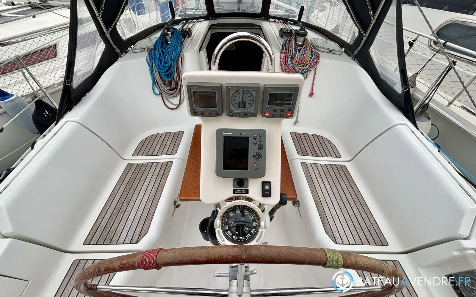 slider 4 Beneteau Oceanis 373 Clipper
