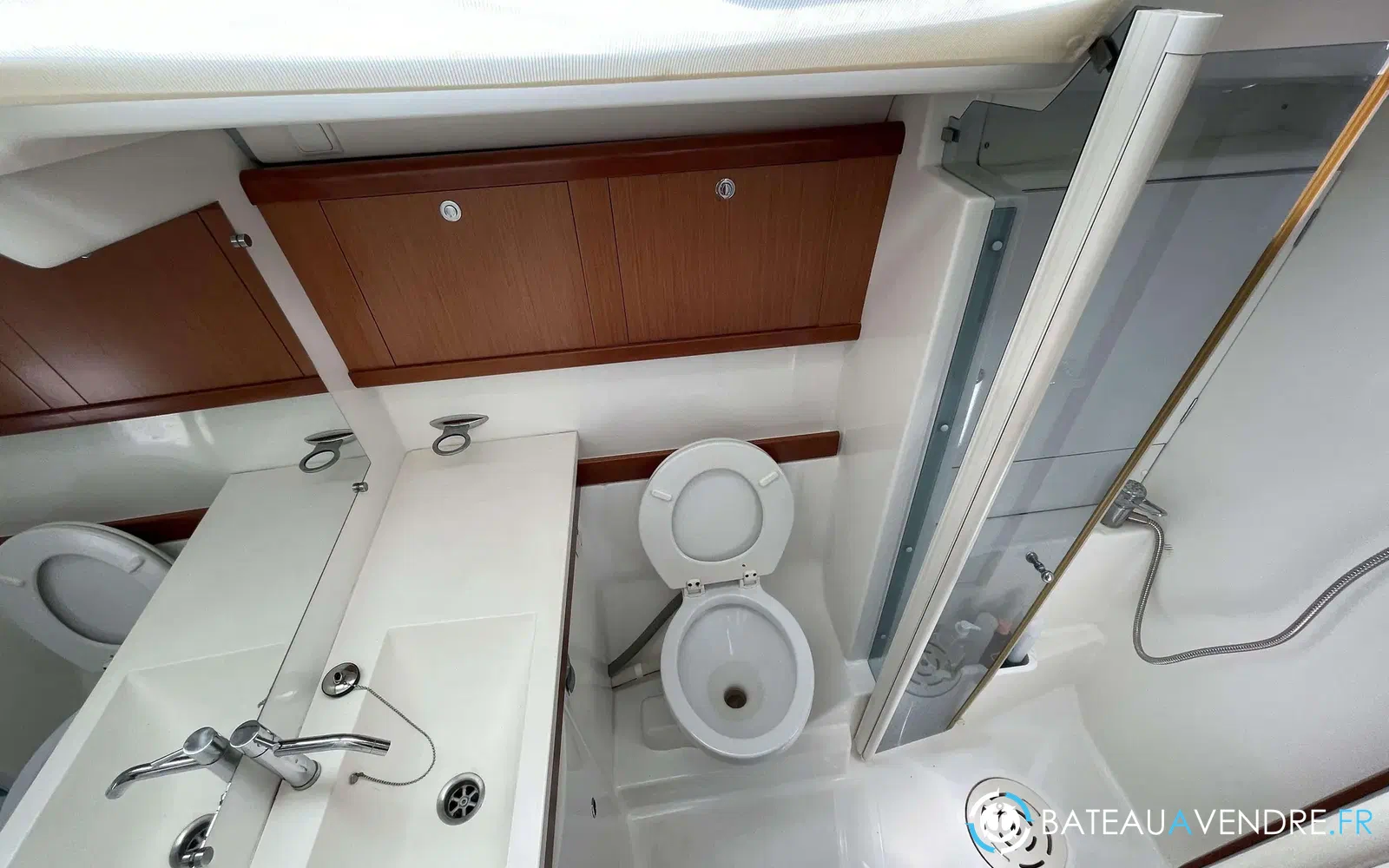 slider 19 Beneteau 49