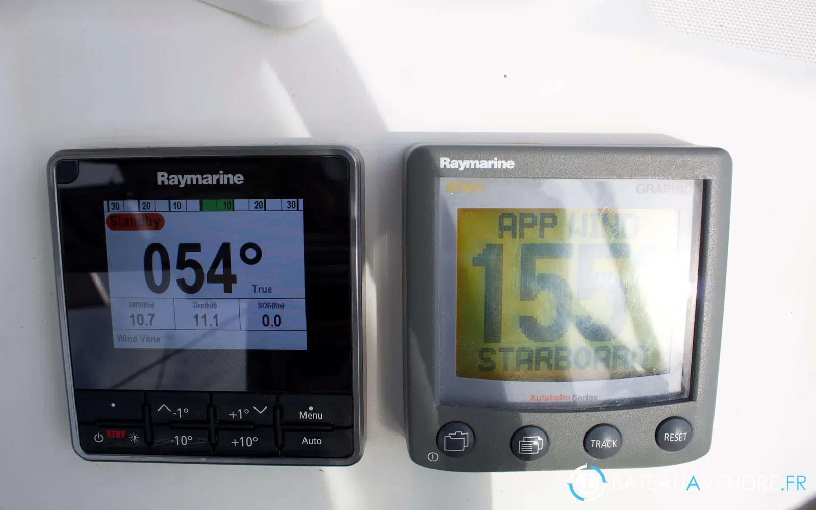 slider 23 Beneteau 49